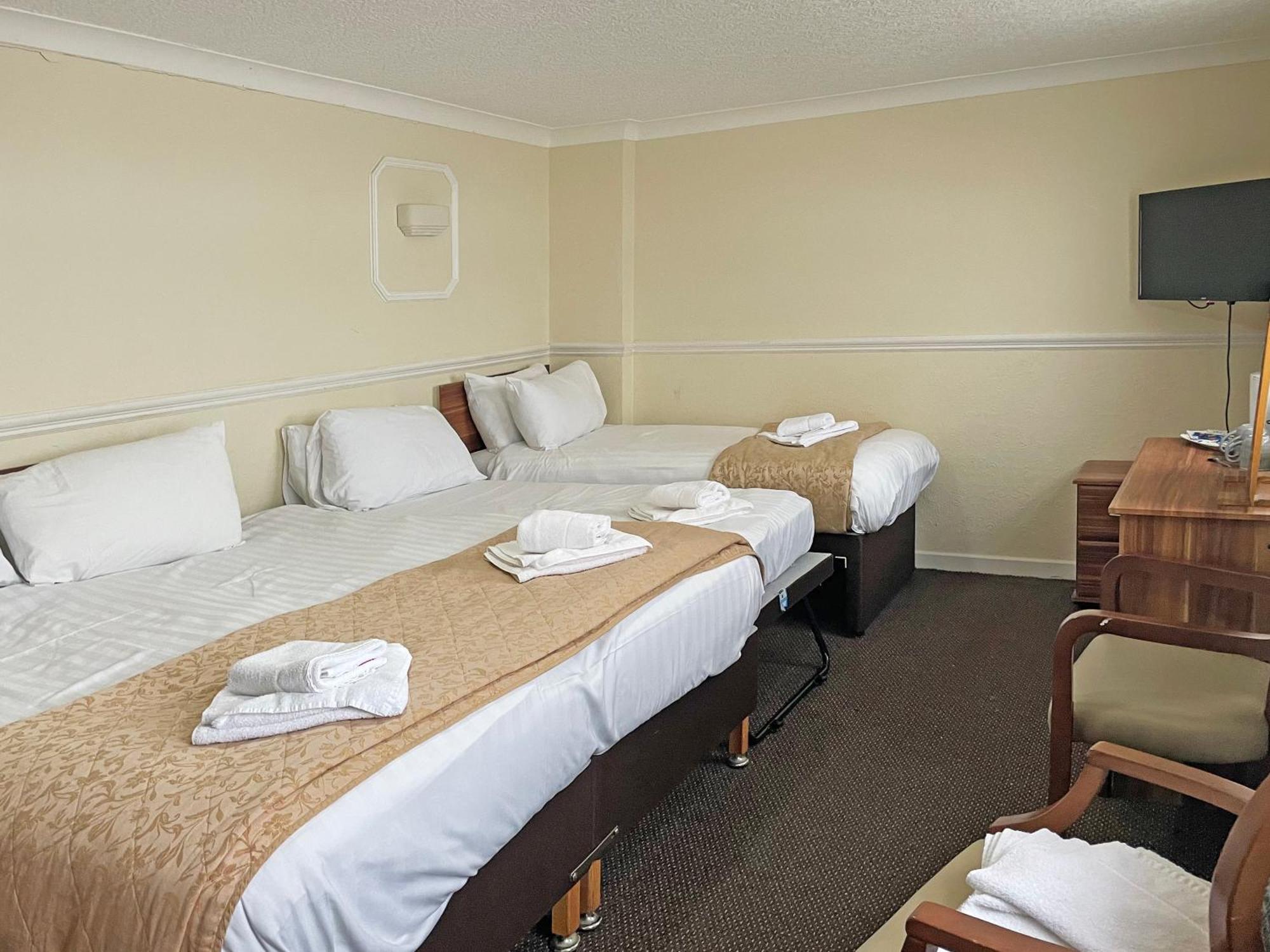 The President Hotel Blackpool Room photo