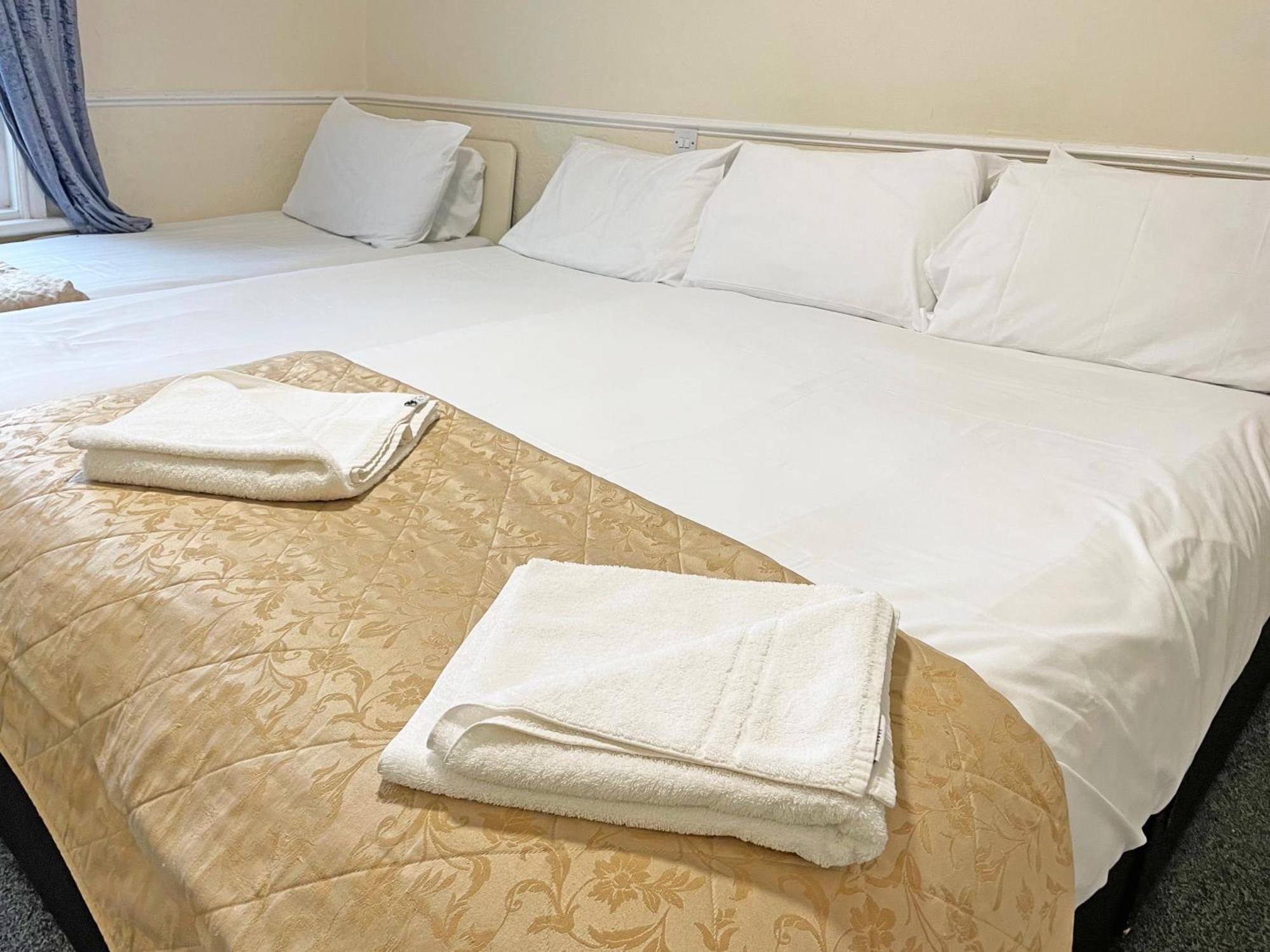 The President Hotel Blackpool Room photo